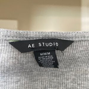 Womens AE long sleeve